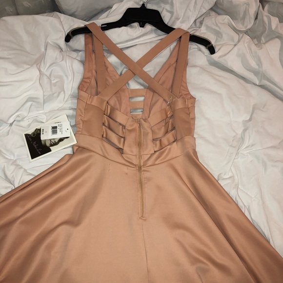 Womens pink mid length dress - Picture 3 of 4